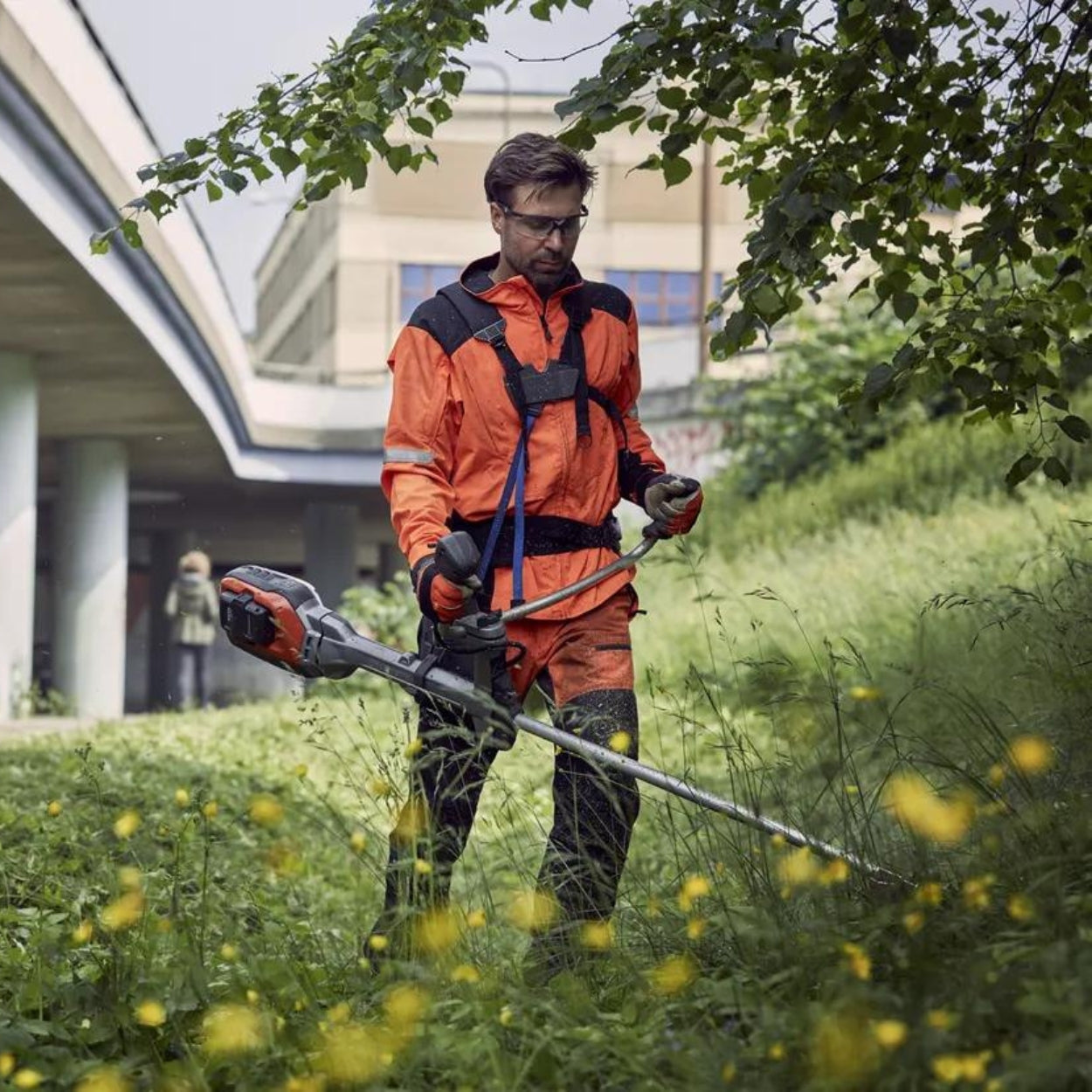 535iRXT Battery Brushcutter SKIN ONLY
