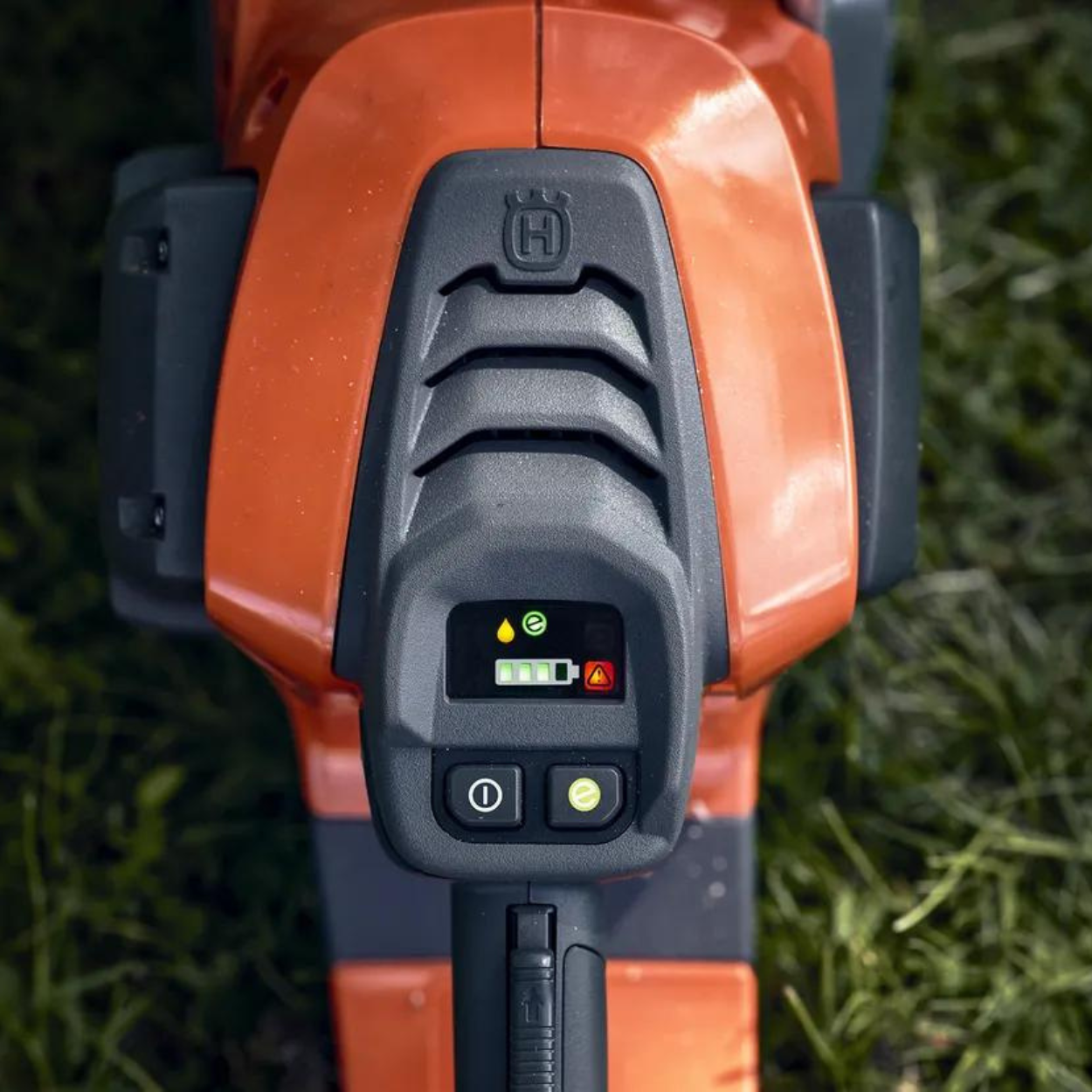 T542iXP Battery Chainsaw