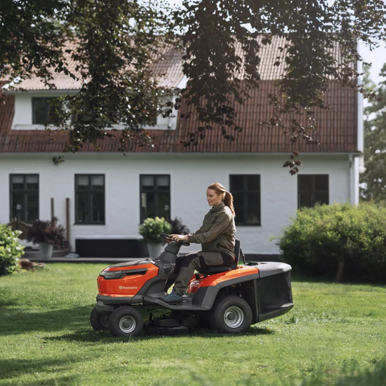 TC100i Battery Powered Tractor
