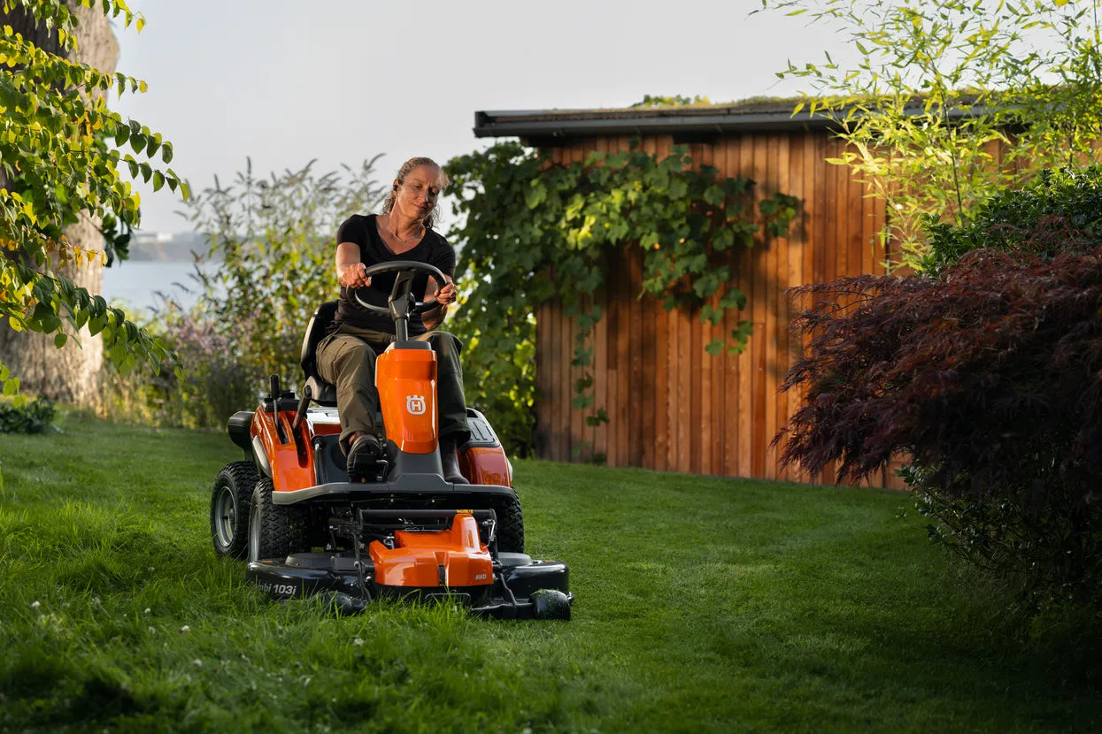 R 200iX AWD Front-end Mower